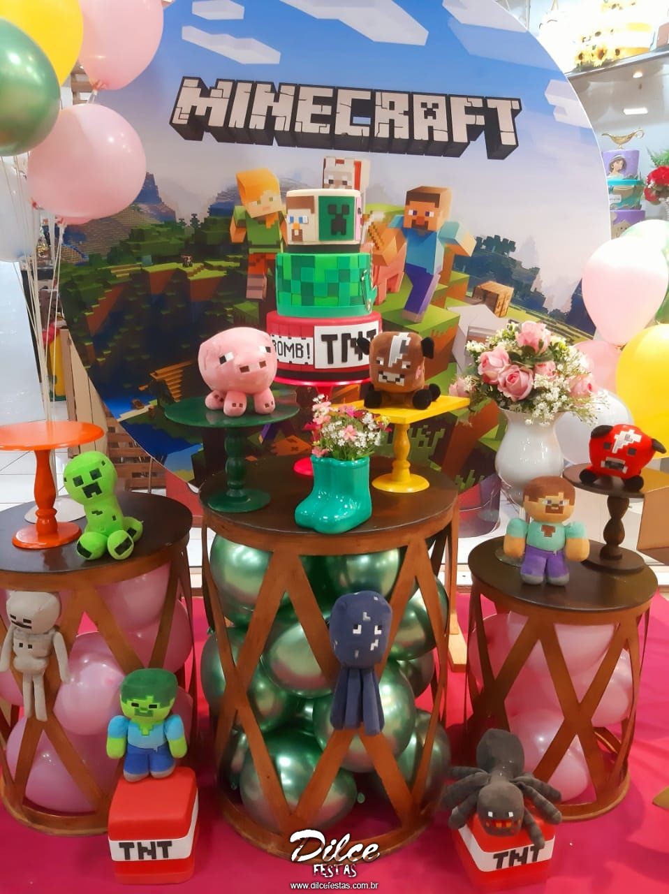 Minecraft Menina Com Painel Redondo Álbum I – Dilce Festas